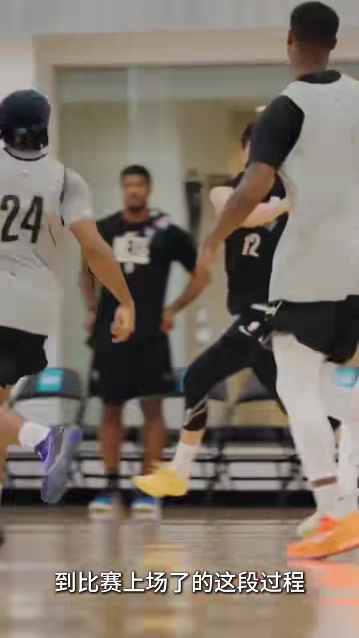 早就安排好的曾凡博透露每场赛前教练都会提前说会不会上场